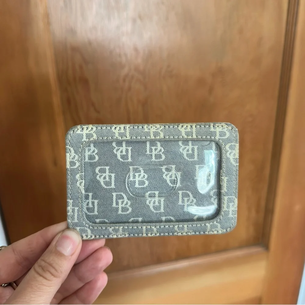 dooney & bourke VTG vintage canvas logo wristlet and ID card holder